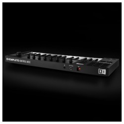 Native Instruments Komplete Kontrol M32