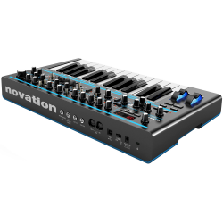 NOVATION Bass Station II