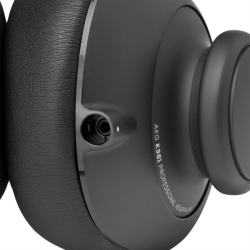 AKG K361